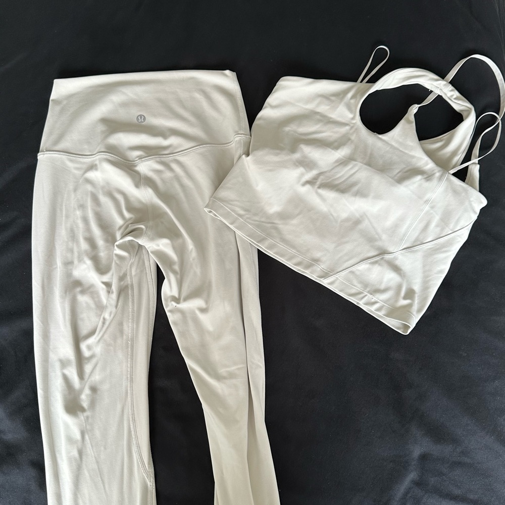LULU LEMON CREAM SET - NEVER WORN 🤍 6 TOP 4 BOTTOM
